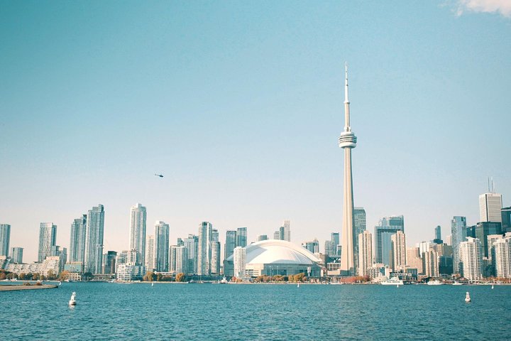 Toronto Adventures: Incredible Experiences for Every Traveler