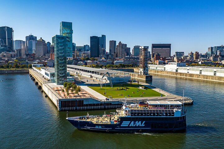 Montreal River Cruise: Scenic Adventures on the St. Lawrence