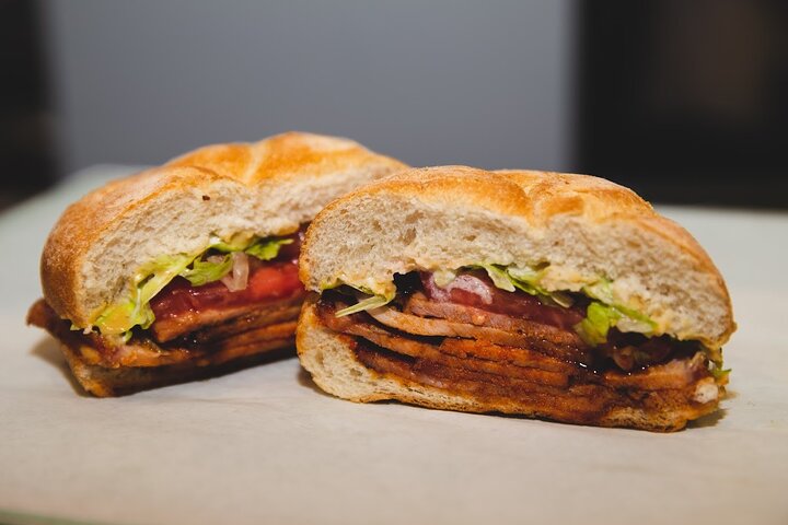 Toronto Distillery District Food Tour: A Tasty Historic Adventure