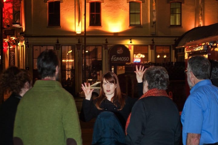 Victoria Night Ghost Tour: Uncover Spine-Chilling Supernatural Secrets