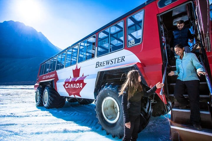 Columbia Icefield Tours: Your Ultimate Rocky Mountain Adventure
