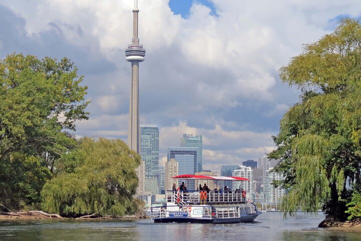Toronto Island Bike Tour: Your Ultimate Cycling Adventure