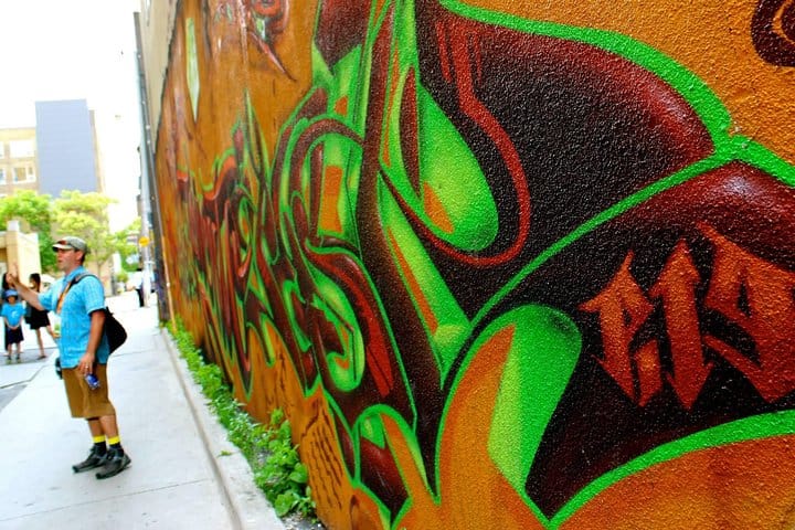 Toronto Graffiti Alley: A Colorful Photo Walking Adventure